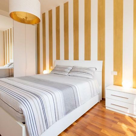 Golden House Milano Apartment Ngoại thất bức ảnh