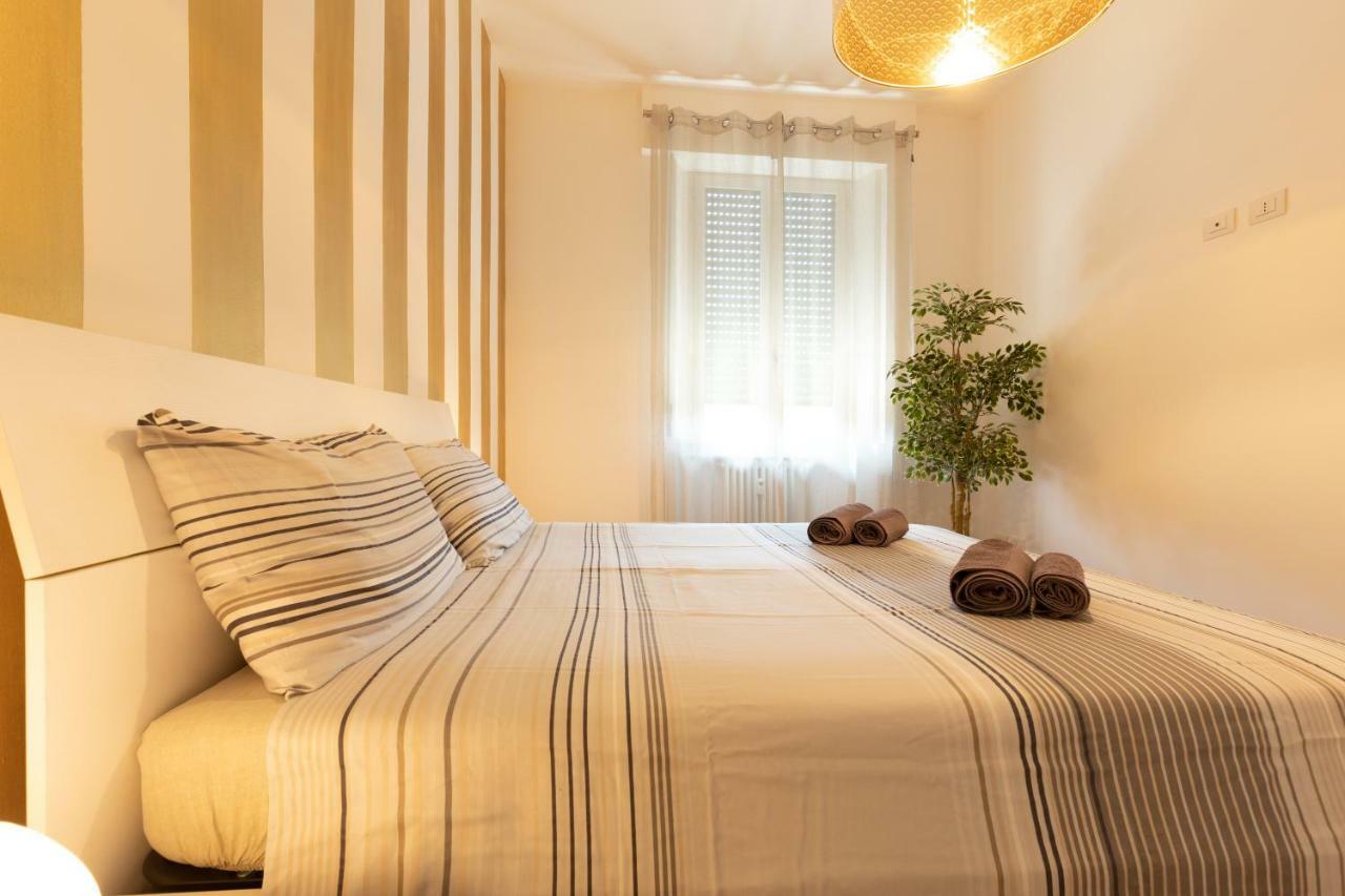 Golden House Milano Apartment Ngoại thất bức ảnh