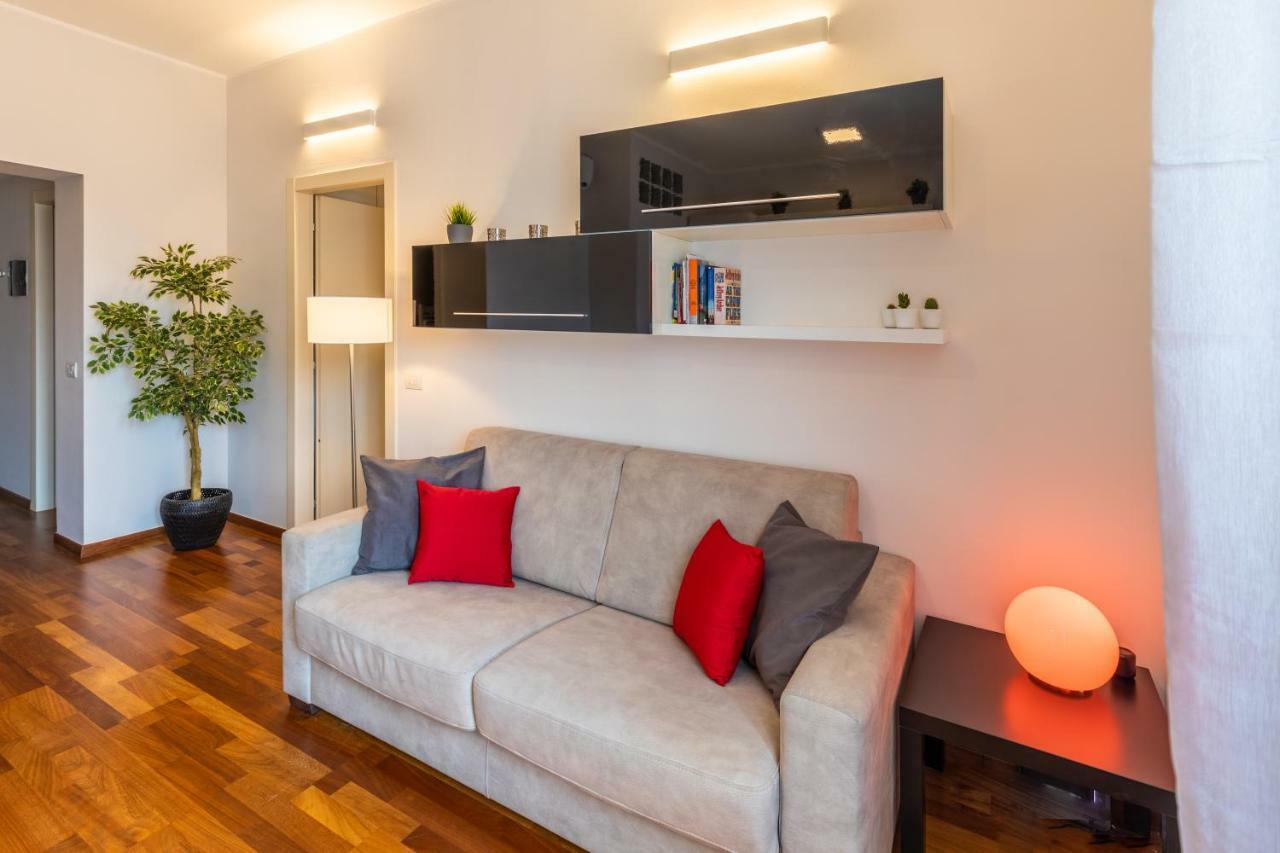 Golden House Milano Apartment Ngoại thất bức ảnh